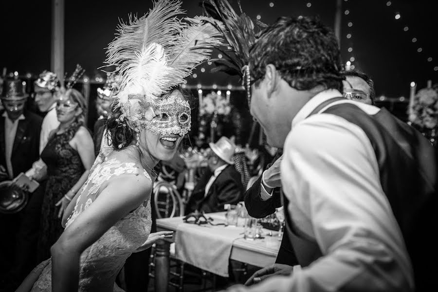 Wedding photographer Laura Otoya (lauriotoya). Photo of 30 November 2016