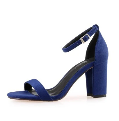 Dames sandalen met hoge hak, enkele woord gesp en dikke hak. Comfortabele en stijlvolle sandalen voor elke gelegenheid.