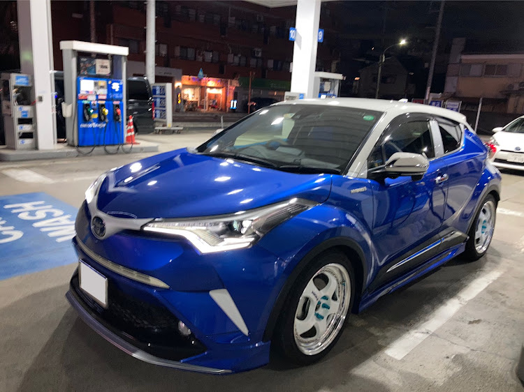 C-HRの洗車・SHIBOTORI・フロントグリルMID・グラージオ(Grazio&Co.)・サンバイザー交換に関するカスタム事例の投稿画像2枚目