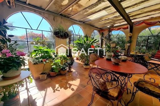 House with pool and terrace 3