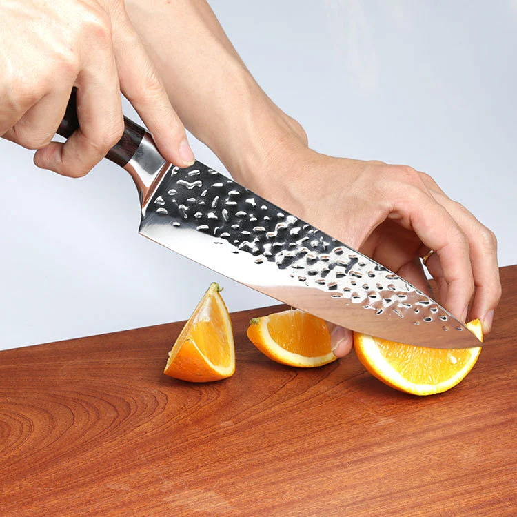 Professionele Japanse Chef-messen voor de keuken. Vlijmscherp, ergonomisch en duurzaam. Perfect voor precisie snijden en dagelijks gebruik.