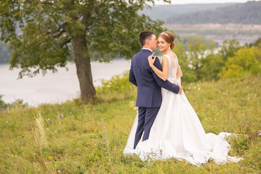 Fotógrafo de casamento Azat Safin (safin-studio). Foto de 12 de outubro 2018