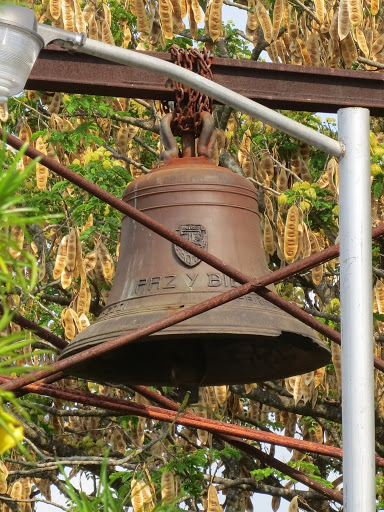 Campana Antigua