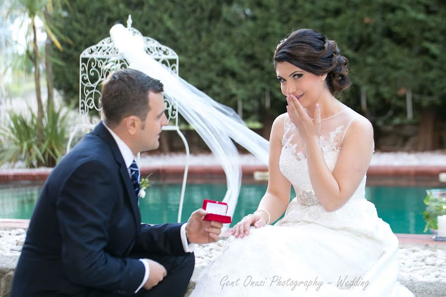 Fotografo di matrimoni Gent Onuzi (gentonuzi). Foto del 25 marzo 2015