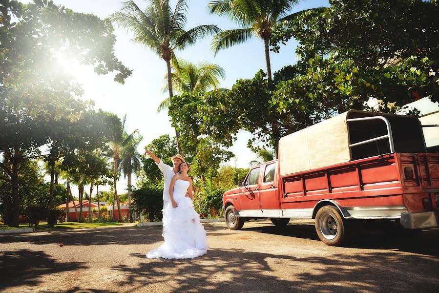 Wedding photographer Aleksandr Maksimenkov (amliffe). Photo of 19 July 2014