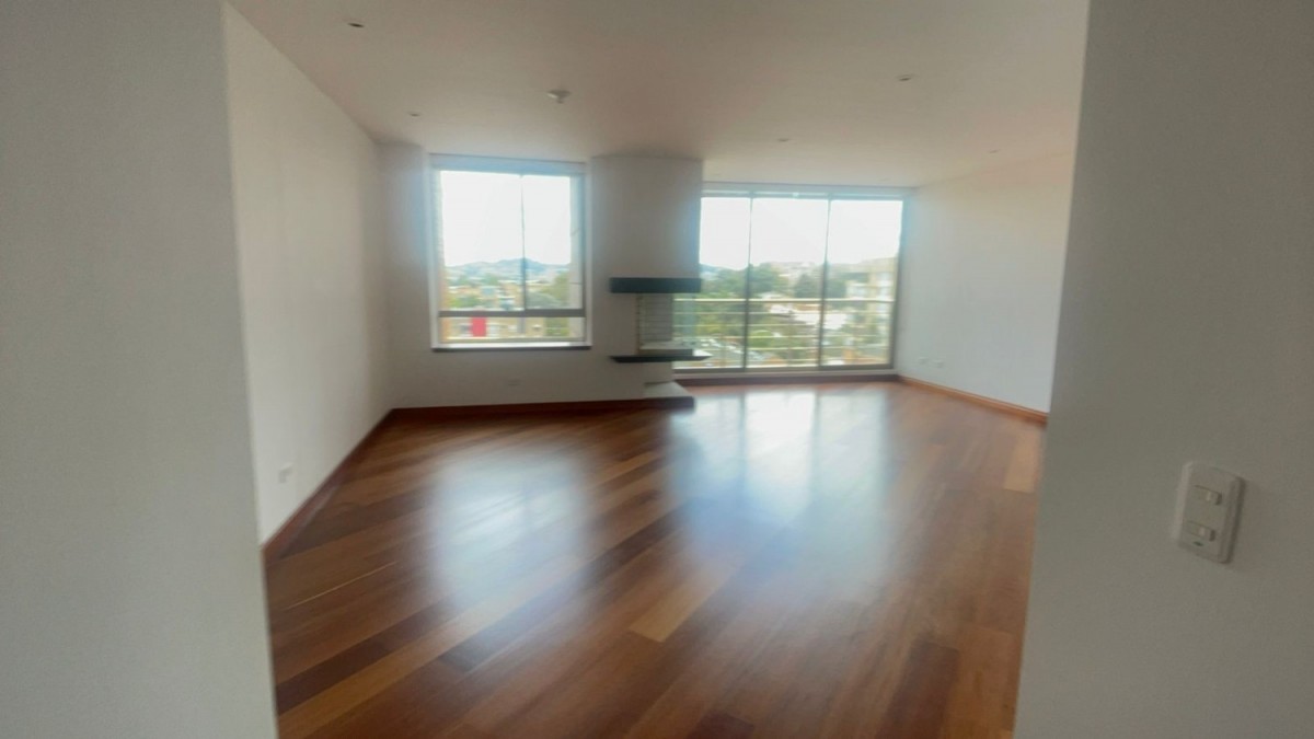 Apartamento En Venta - La Carolina, Bogota