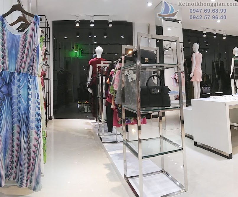 thi công nội thất shop thời trang hiện đại, trẻ trung