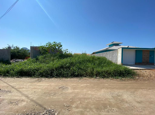 Tony Rocha VENDE Terreno em Itaipuaçu com 480m²