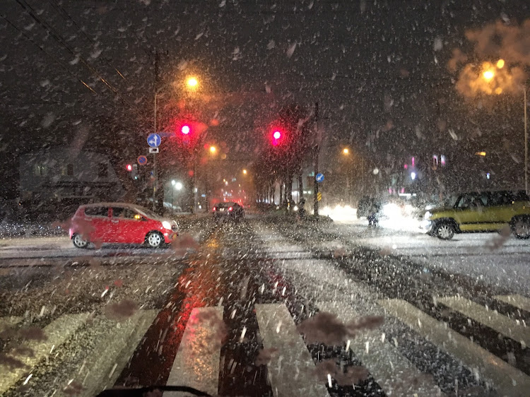 グランビアの凍結注意・冬型事故多発・久しぶりの雪道・ご覧頂ける方、音量注意です・頑張れ厚真町に関するカスタム事例の投稿画像2枚目