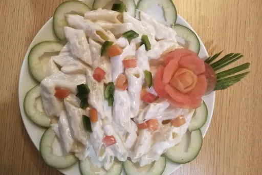 Veg Penne Pasta With White Sauce