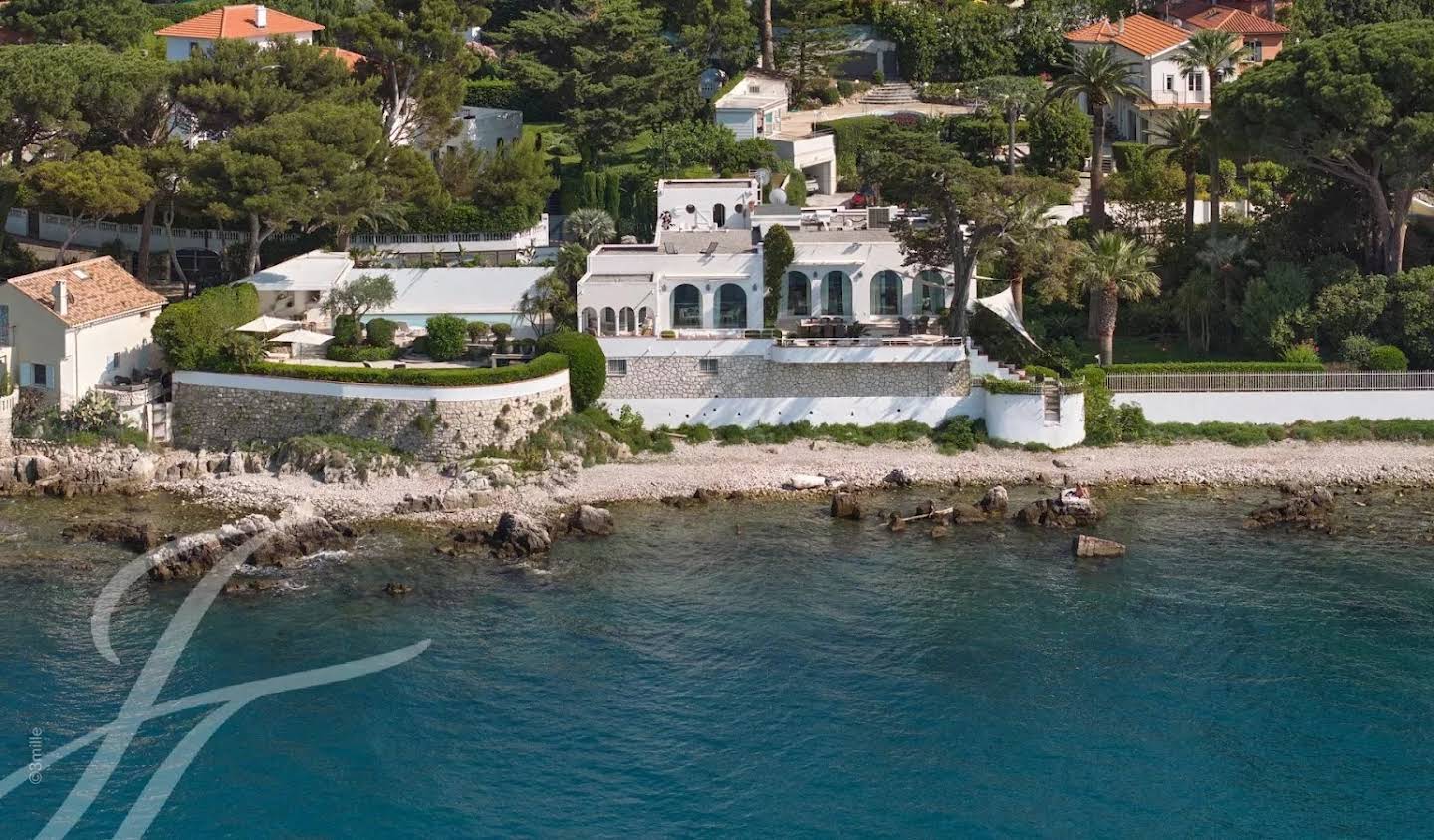 Propriété avec piscine Antibes