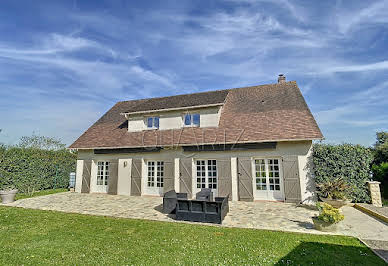 Maison avec piscine et terrasse 2