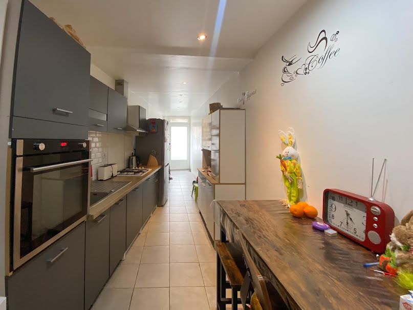 Vente maison 3 pièces 70 m² à Néfiach (66170), 72 000 €