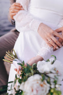 Fotógrafo de casamento Asya Sharkova (asya11). Foto de 9 de agosto 2022