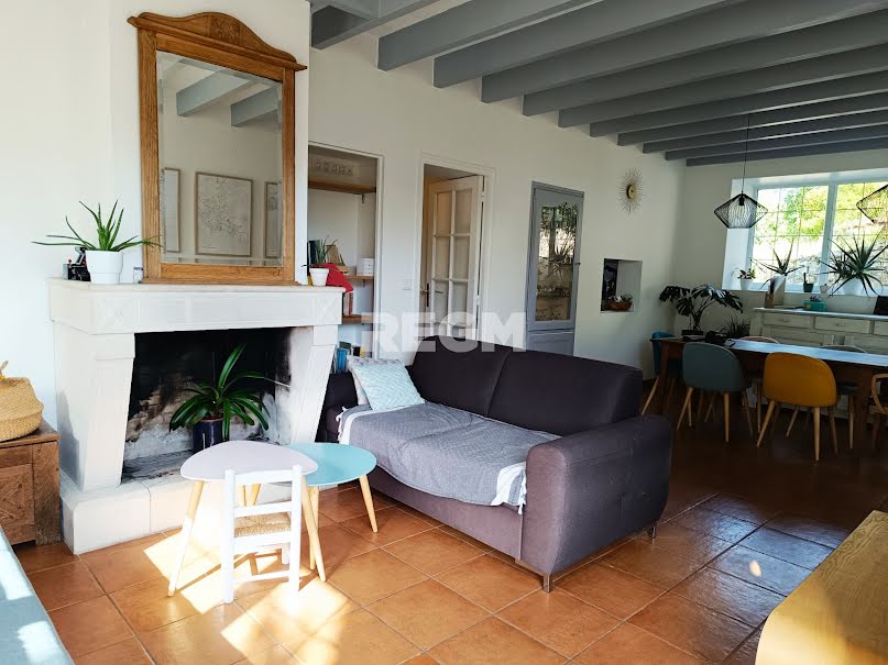 Vente maison 4 pièces 102 m² à Talmont-sur-Gironde (17120), 280 000 €