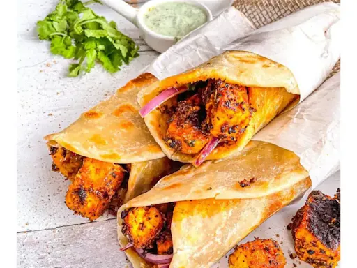 Achari Paneer Roll