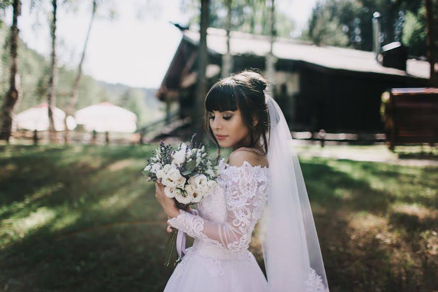 Fotógrafo de casamento Kseniya Romanova (romanova). Foto de 27 de agosto 2017