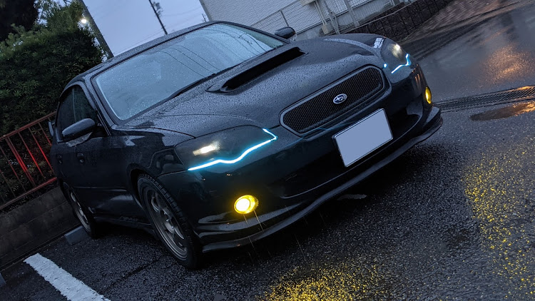 レガシィB4の#レガシィB4・雨と愛車・修理から帰ってきました♪に関するカスタム事例の投稿画像1枚目