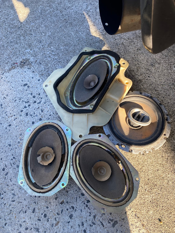 180SXのスピーカー・kicker・180sxに関するカスタム事例の投稿画像2枚目