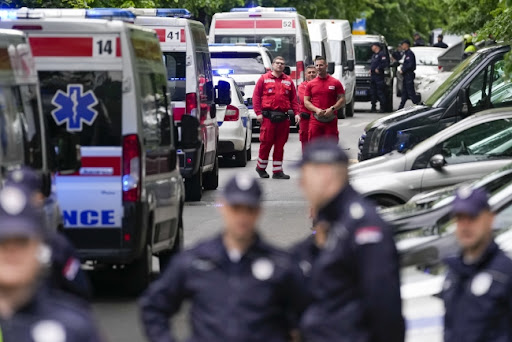 Strani mediji s velikom pažnjom o jutrošnjem oružanom napadu u školi u Beogradu