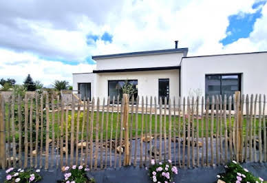 Maison en bord de mer avec jardin 9