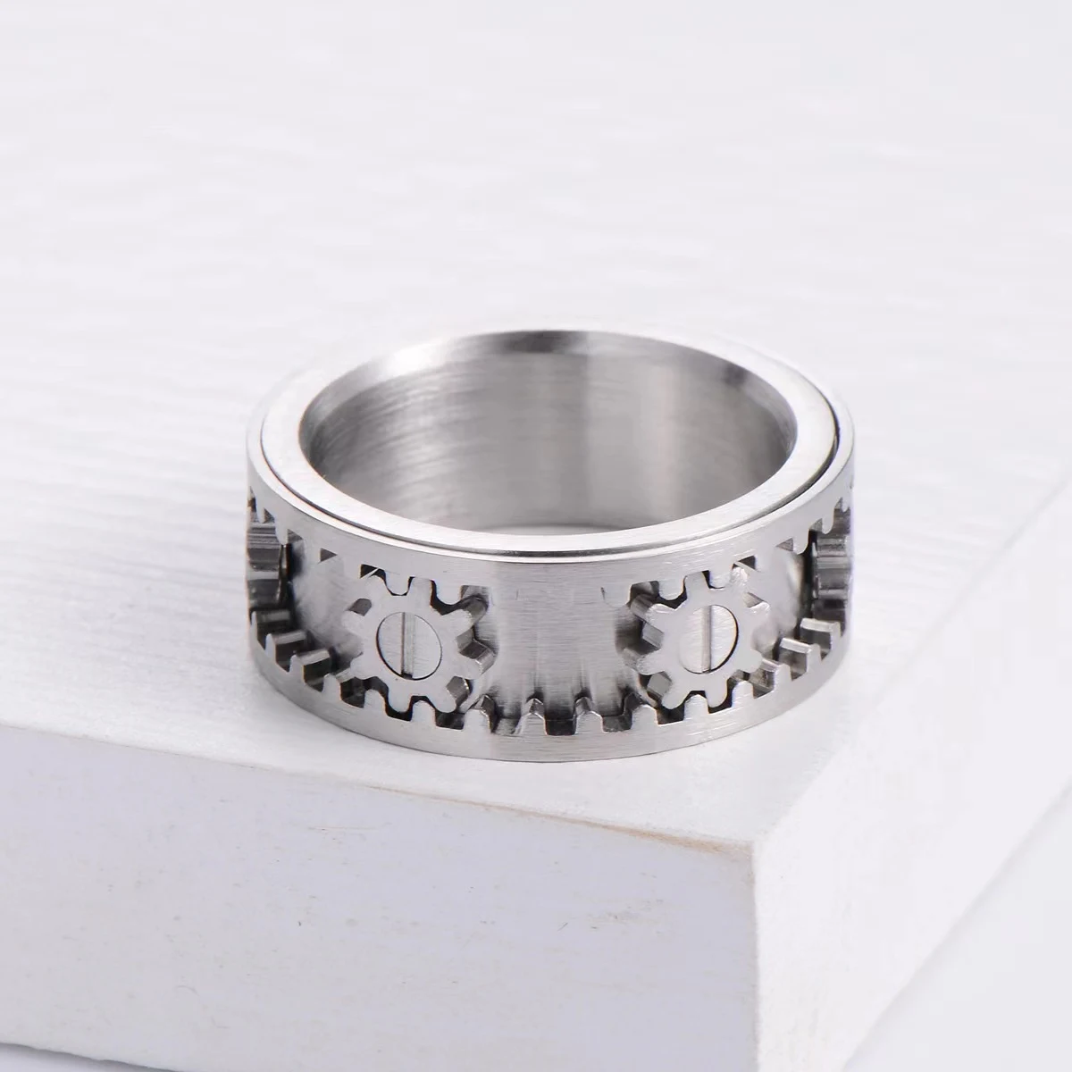 Title 6, Anillo de engranaje creativo de acero inoxidabl...