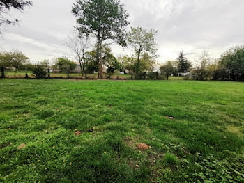 terrain à Saint-Médard-de-Mussidan (24)