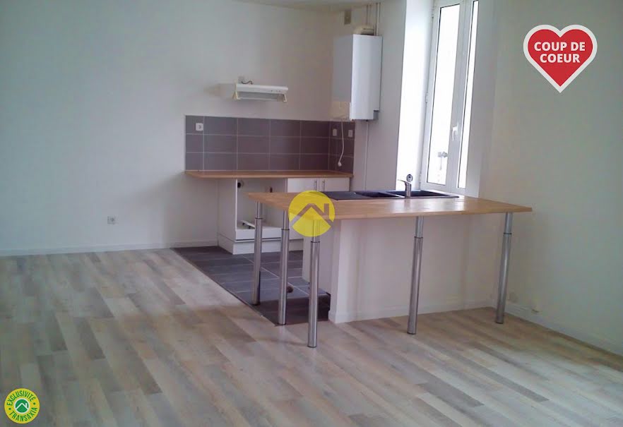 Vente maison 14 pièces 280 m² à Cosne-Cours-sur-Loire (58200), 233 200 €