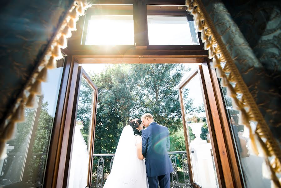 Fotógrafo de casamento Vyacheslav Svirskiy (slavaphotomy). Foto de 2 de setembro 2015