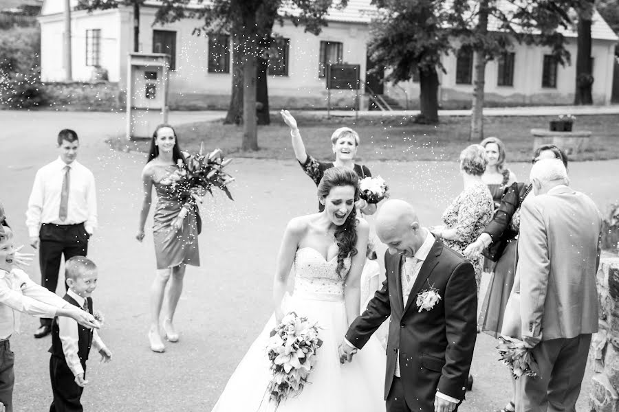 Fotógrafo de casamento Radka Pipotová (radkapipotova). Foto de 22 de julho 2016