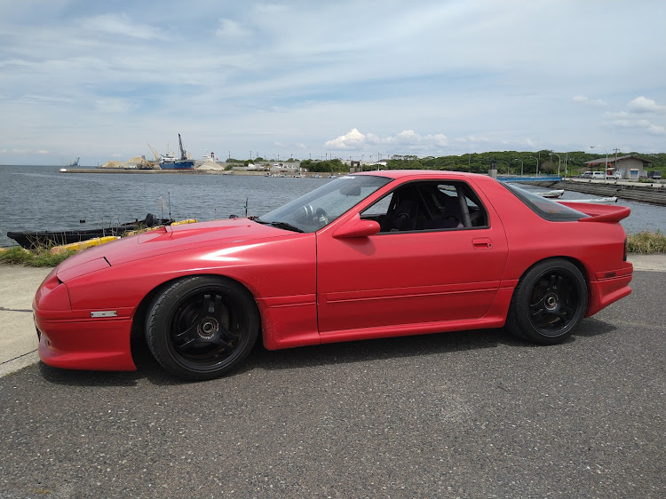 RX-7のRotaryism・カッコイイFC保存会・謎のFC尻好き集団に関するカスタム事例の投稿画像1枚目