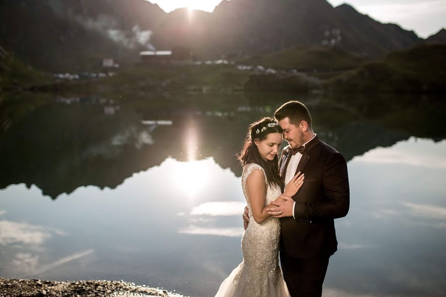 Fotógrafo de casamento Anna Maria Diaconescu (annam). Foto de 6 de outubro 2018