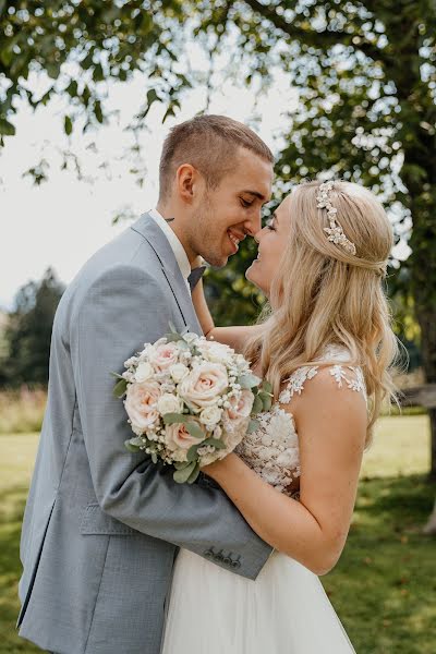 Fotógrafo de casamento Nina Danninger (ninadanninger). Foto de 10 de janeiro 2021