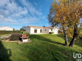 maison à Essarts en Bocage (85)