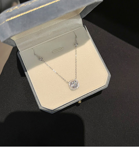 Title 10, Fashion Personalized Cube Sugar Necklace For Wo...