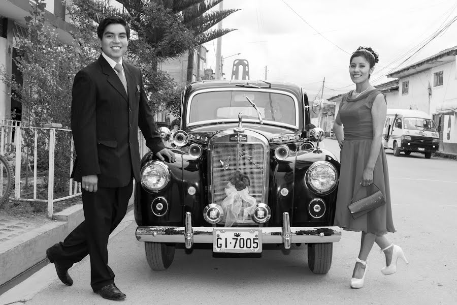 Fotógrafo de casamento Luca Pixi (lucapixi). Foto de 31 de agosto 2018