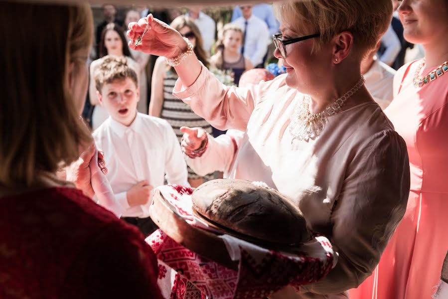 Fotógrafo de bodas Ekaterina Remizevich (reflectionstudio). Foto del 3 de noviembre 2017