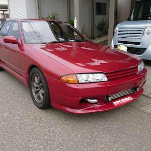 スカイライン R32