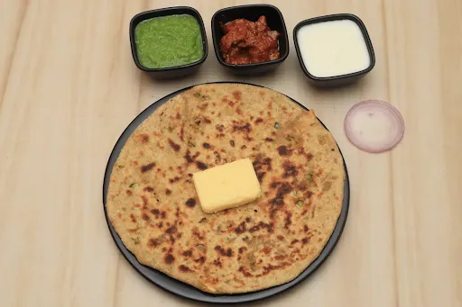 Aloo Pyaz Paratha Tawa