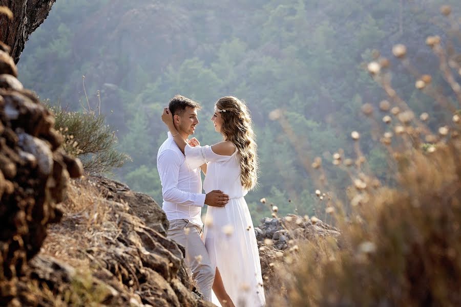 Fotografo di matrimoni Hüseyin Tekin (huseyin). Foto del 2 dicembre 2018