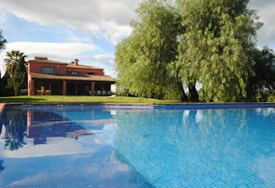 Property with pool 18