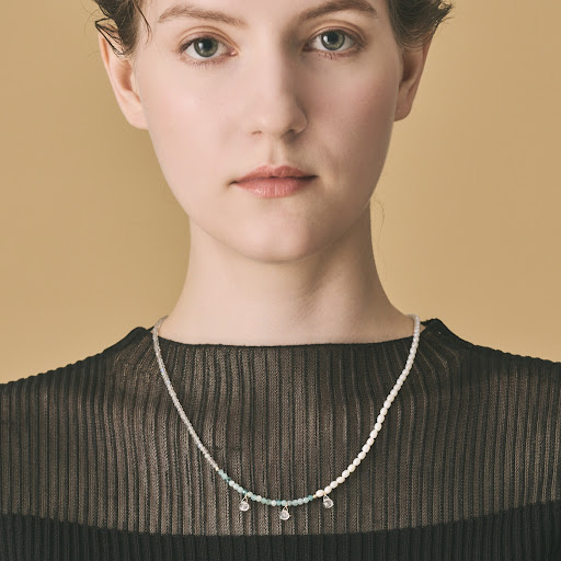 Title 4, Natural White Crystal Labradorite Stitching Mul...