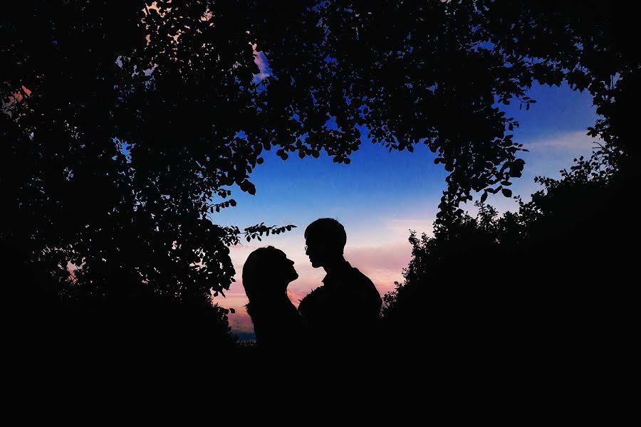 Fotógrafo de bodas Aleksandra Tikhova (aleksti). Foto del 25 de diciembre 2017