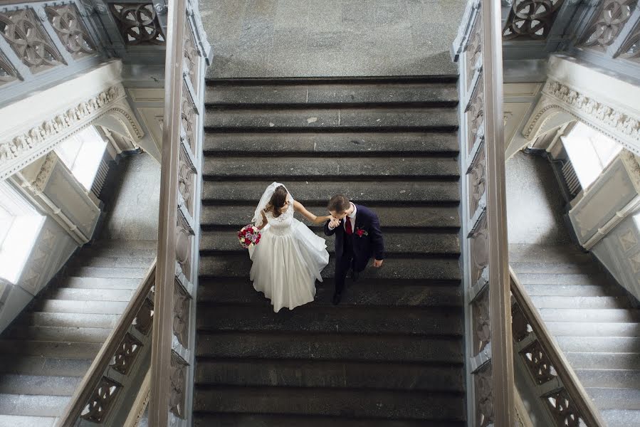 Fotógrafo de casamento Єlizaveta Gubanova (gubanova19). Foto de 20 de outubro 2018