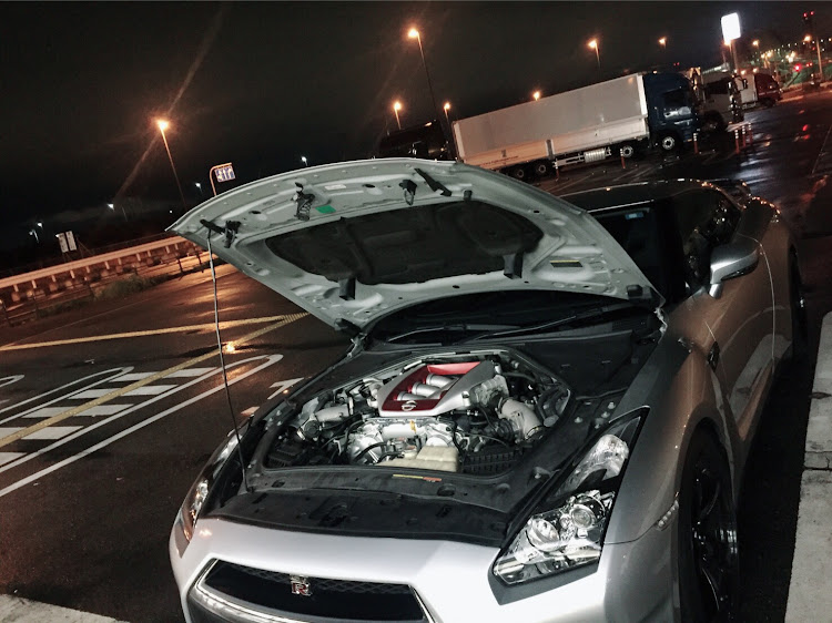 NISSAN GT-Rの舞洲・ナイトドライブ・ぼっちドライブに関するカスタム事例の投稿画像1枚目