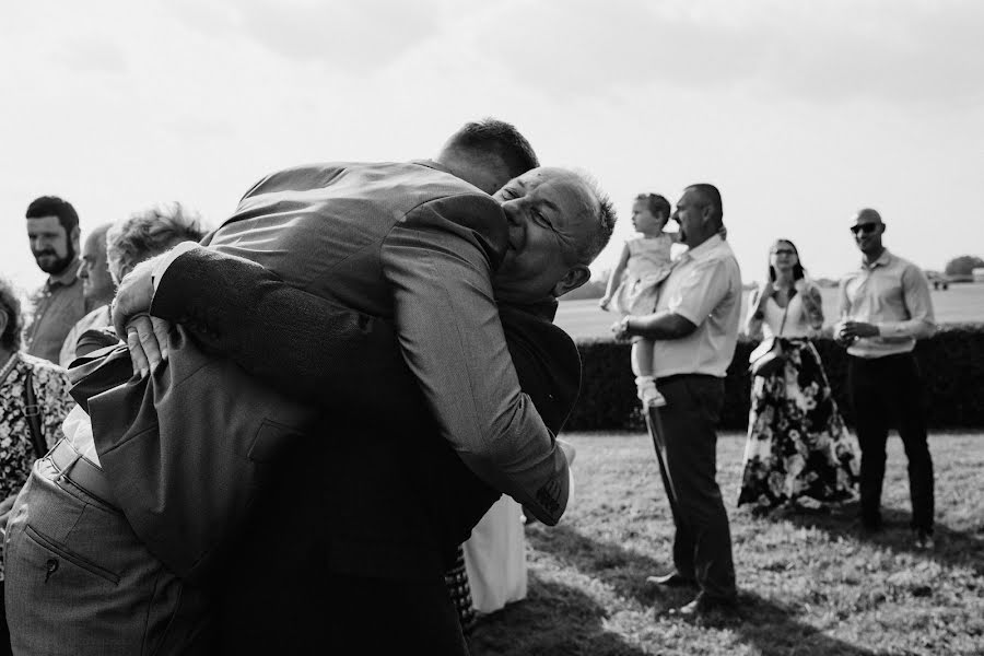 Fotógrafo de bodas Vivien Ujházi (ujhazivivien). Foto del 4 de septiembre 2021