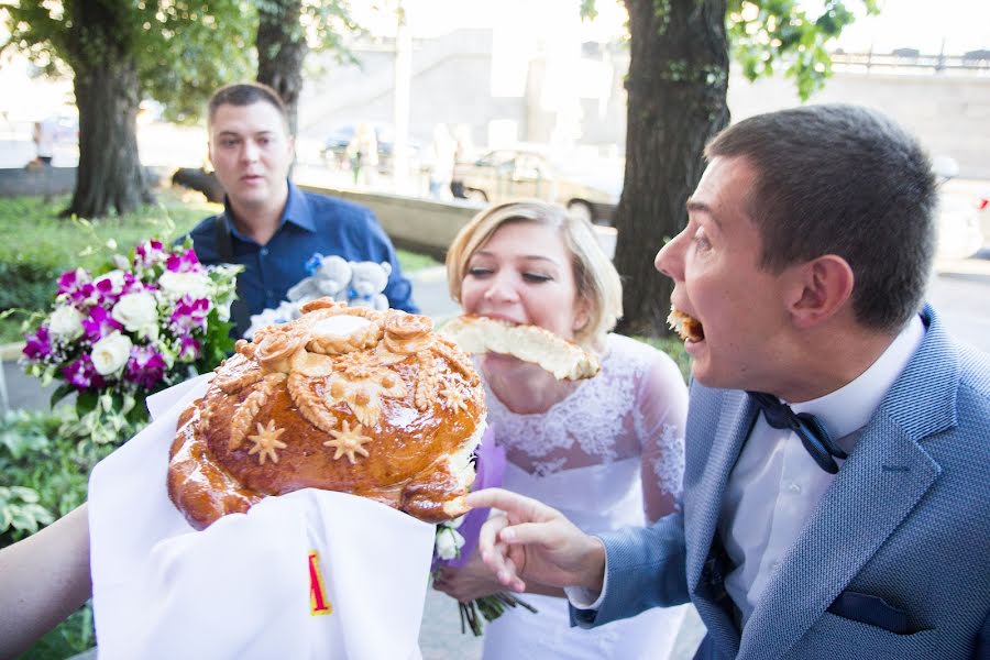 Photographe de mariage Ekaterina Ikramova (katyaikramova). Photo du 10 octobre 2016