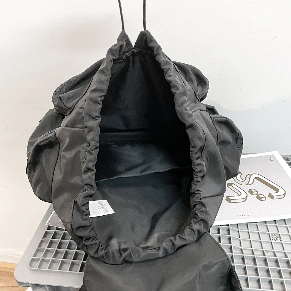 Japanse Casual Schooltas voor Heren en Dames, Grote Capaciteit, Modieus en Praktisch. Perfect voor School, Werk en Dagelijks Gebruik.