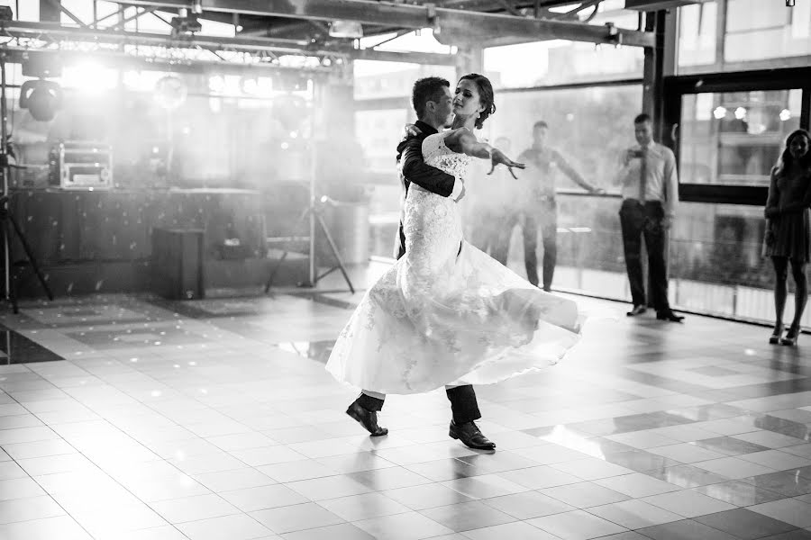 Fotógrafo de bodas Vira Kosina-Polańska (virakosinapola). Foto del 5 de mayo 2017