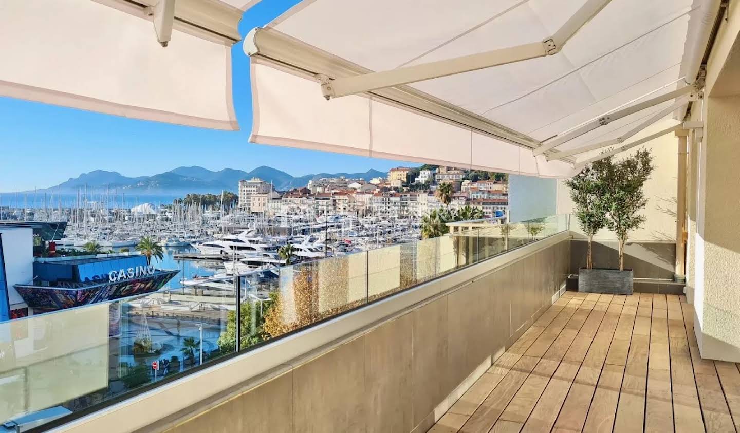 Apartment with terrace Cannes